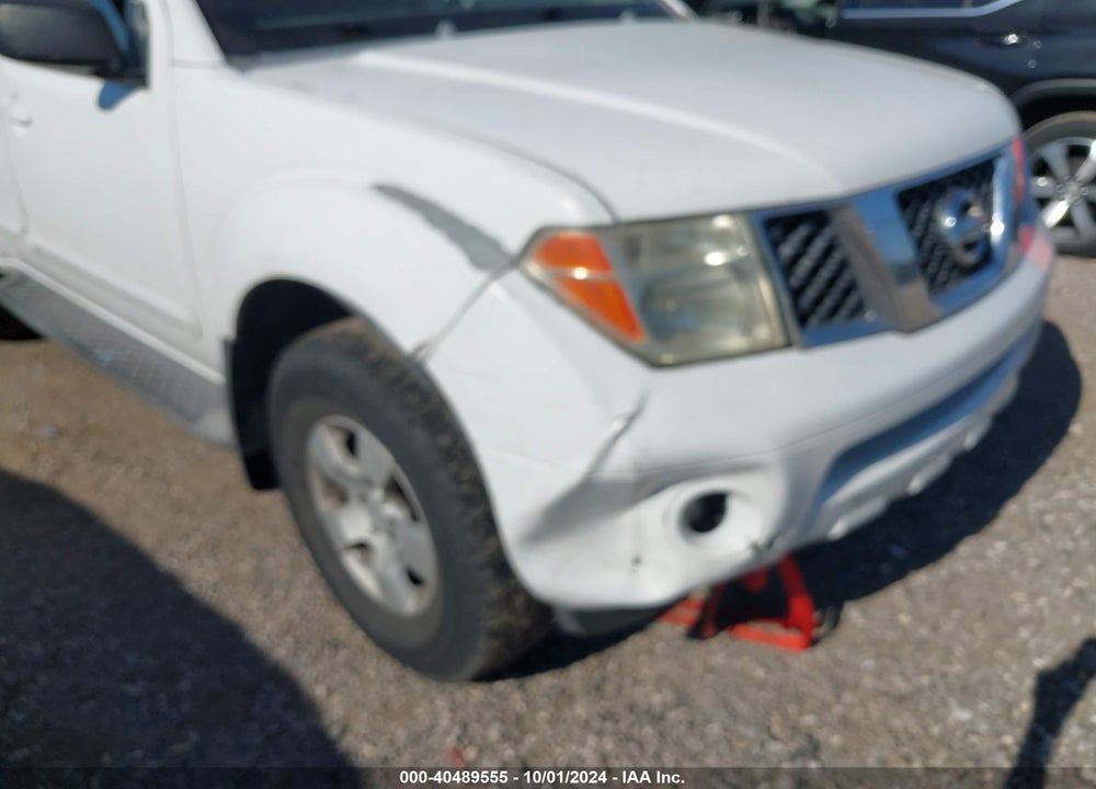 2005 NISSAN PATHFINDER SE VIN: 5N1AR18U05C781157