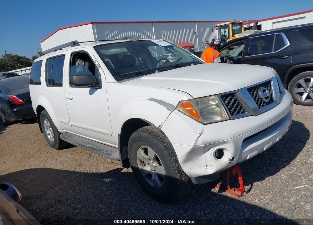 2005 NISSAN PATHFINDER SE VIN: 5N1AR18U05C781157