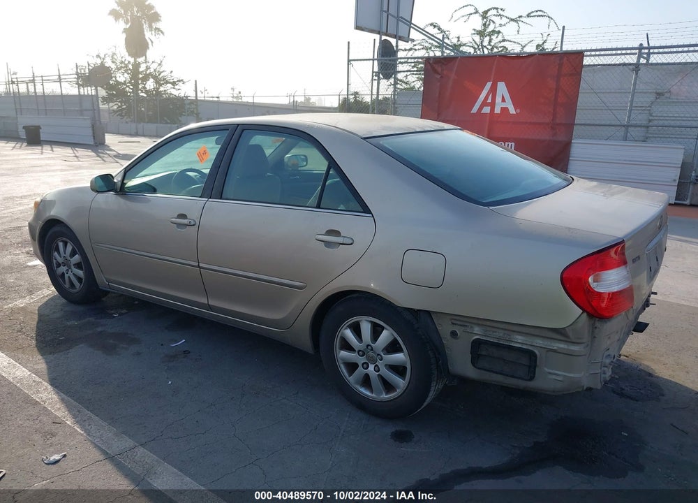 2002 TOYOTA CAMRY XLE V6 VIN: JTDBF30K620002705