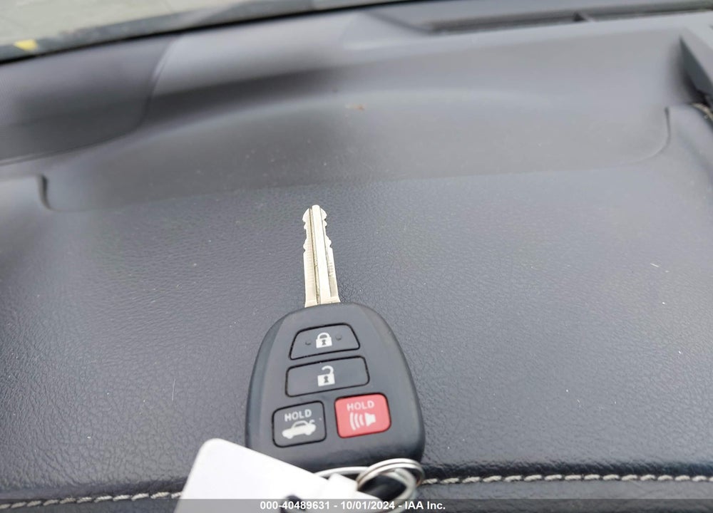 2016 TOYOTA CAMRY LE VIN: 4T1BF1FK5GU516259