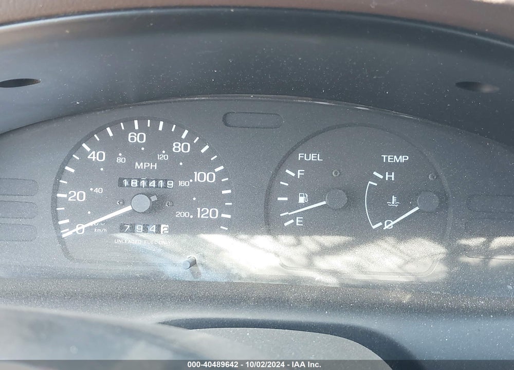 1998 NISSAN SENTRA VIN: 3N1AB41D6WL048818