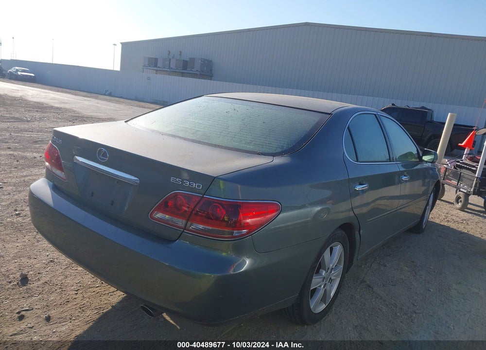 2005 LEXUS ES 330 VIN: JTHBA30G955090021