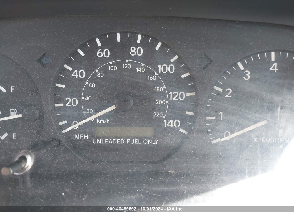 1999 TOYOTA CAMRY LE VIN: 4T1BG28K9XU584502