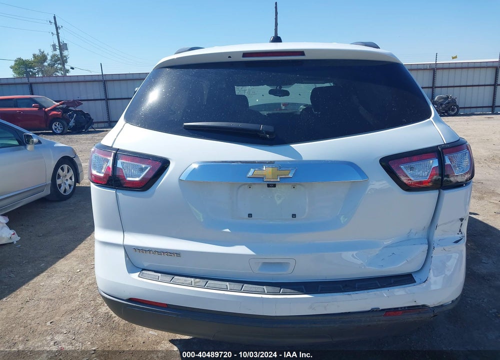 2017 CHEVROLET TRAVERSE LS VIN: 1GNKRFKDXHJ347804
