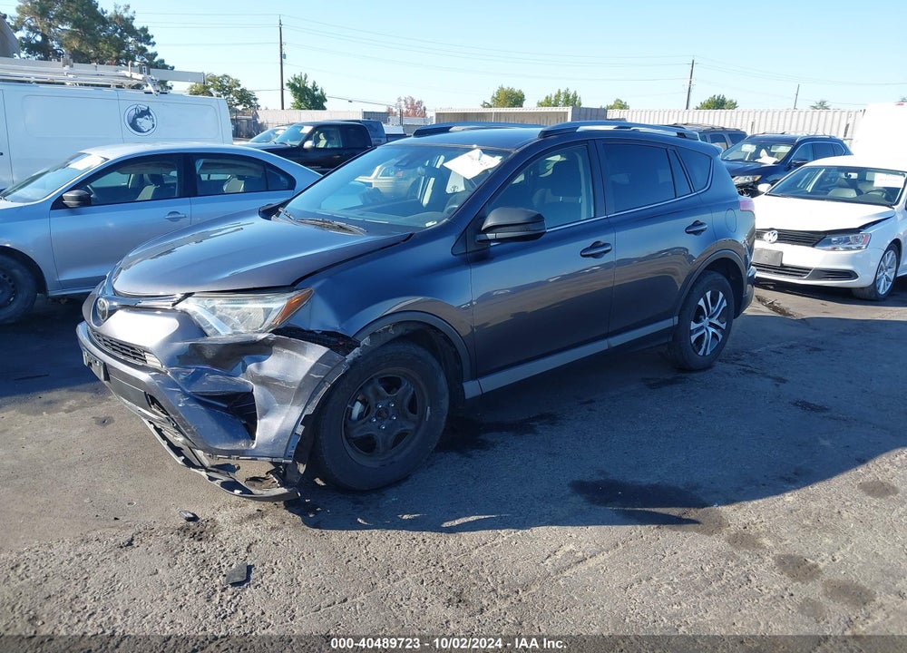 2018 TOYOTA RAV4 LE VIN: JTMBFREV7JJ225317