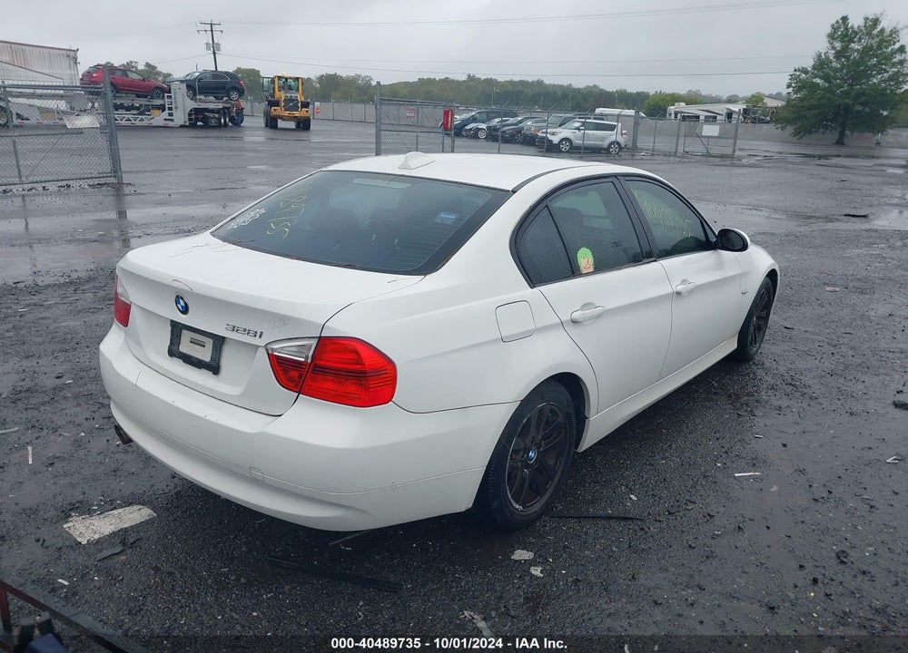 2007 BMW 328I VIN: WBAVA33507P141080