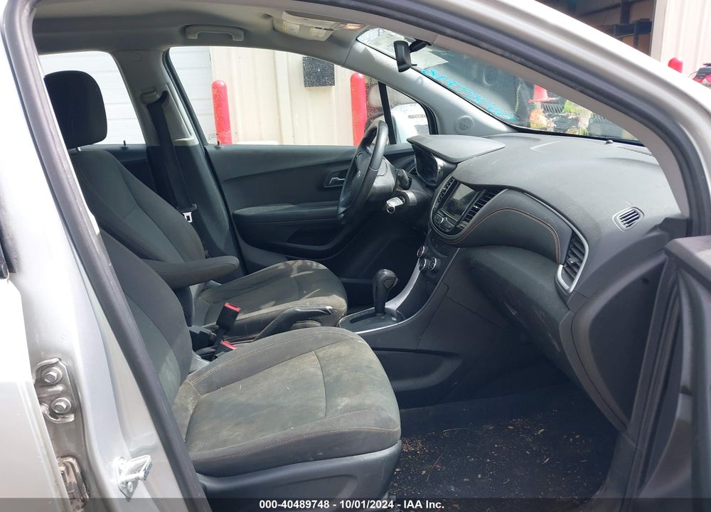 2018 CHEVROLET TRAX VIN: 3GNCJKSB1JL205407