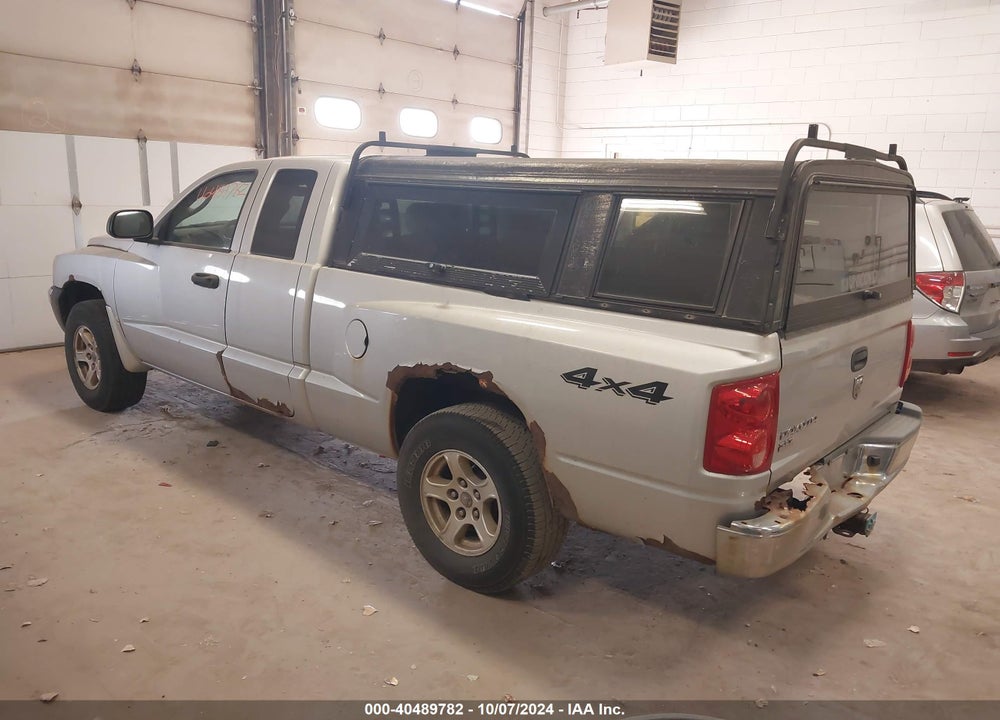 2005 DODGE DAKOTA SLT VIN: 1D7HW42KX5S339096
