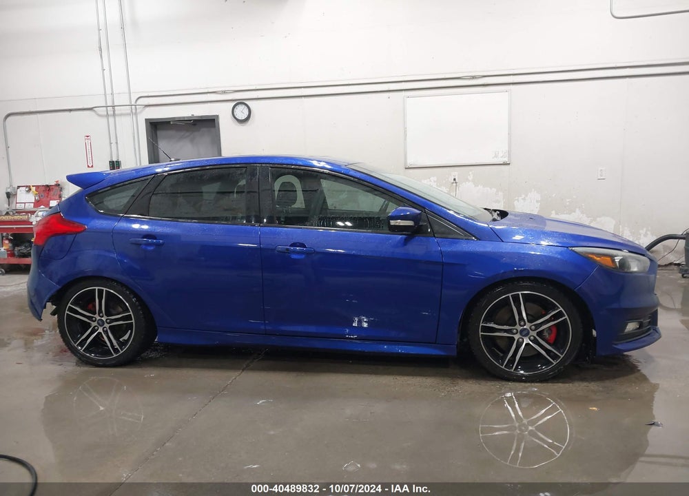 2015 FORD FOCUS ST VIN: 1FADP3L98FL321600