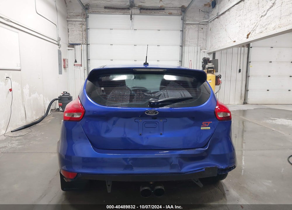 2015 FORD FOCUS ST VIN: 1FADP3L98FL321600