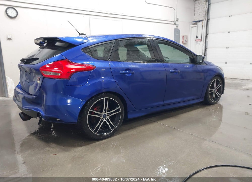 2015 FORD FOCUS ST VIN: 1FADP3L98FL321600