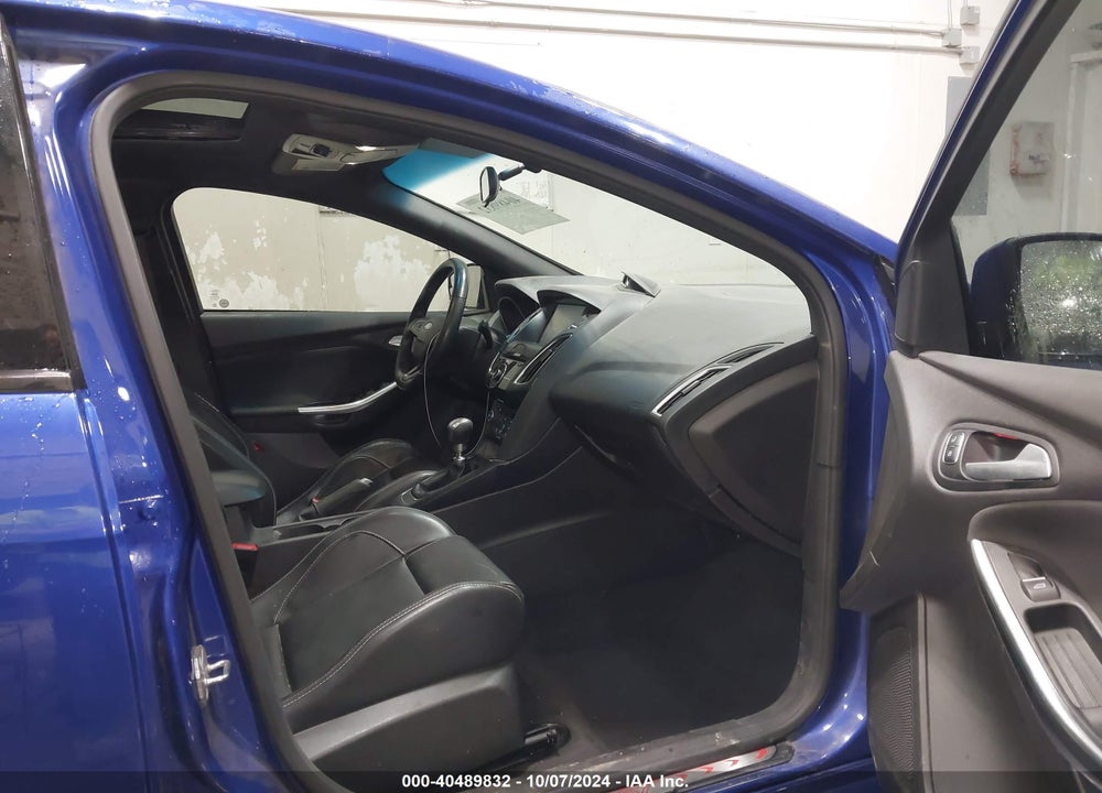 2015 FORD FOCUS ST VIN: 1FADP3L98FL321600