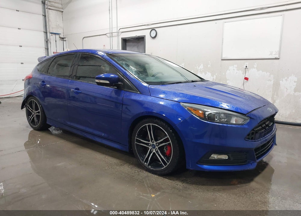 2015 FORD FOCUS ST VIN: 1FADP3L98FL321600