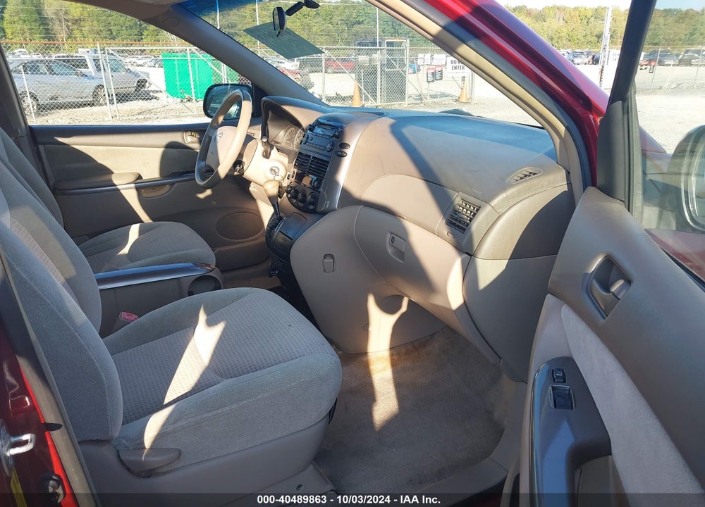2006 TOYOTA SIENNA CE VIN: 5TDZA23C06S492525