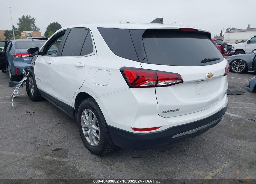 2022 CHEVROLET EQUINOX FWD LT VIN: 3GNAXKEV1NL245147