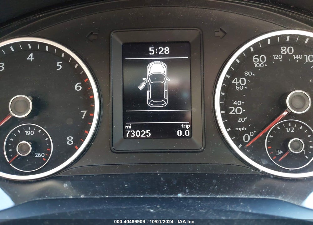 2017 VOLKSWAGEN TIGUAN 2.0T SEL VIN: WVGWV7AX3HW506183