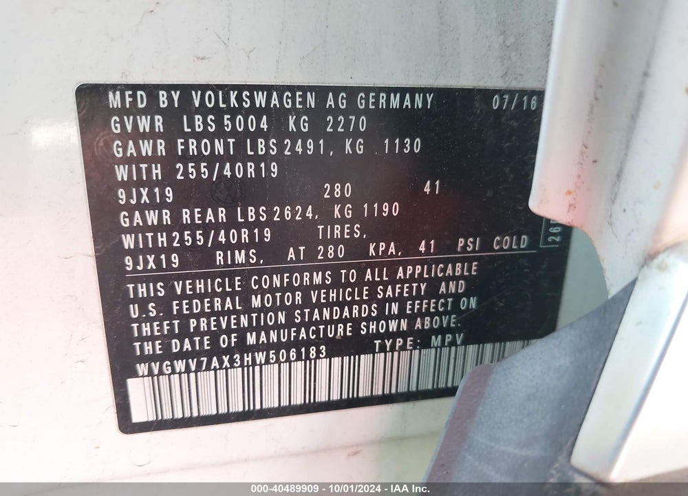 2017 VOLKSWAGEN TIGUAN 2.0T SEL VIN: WVGWV7AX3HW506183