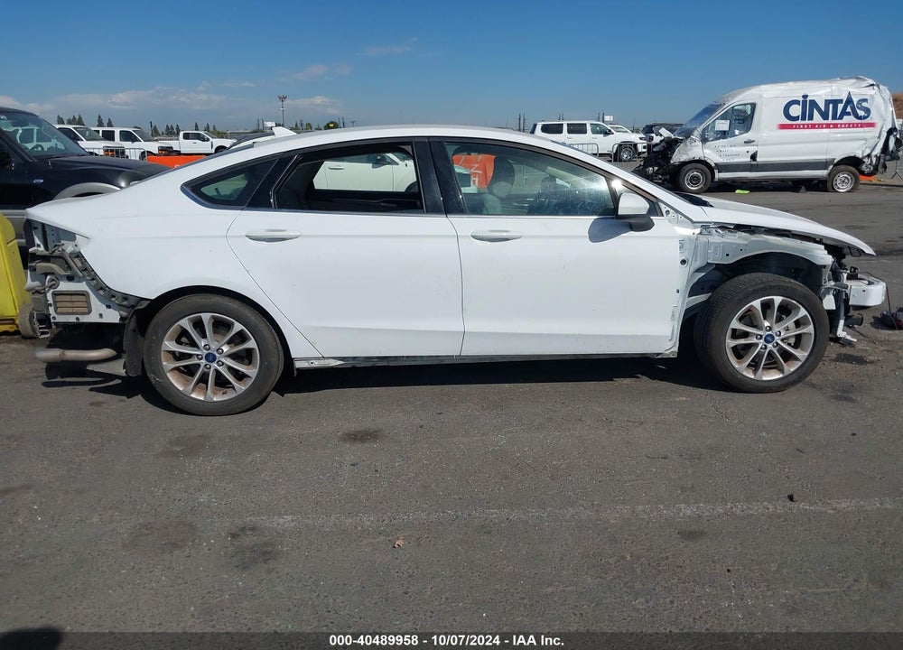 2019 FORD FUSION SE VIN: 3FA6P0HD7KR216644