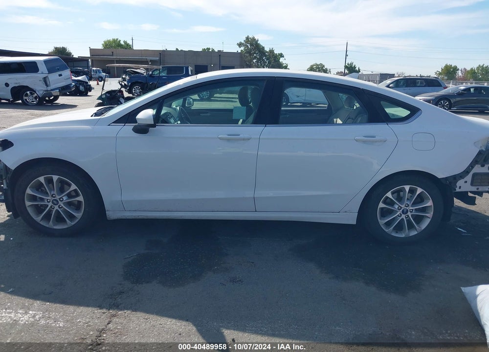 2019 FORD FUSION SE VIN: 3FA6P0HD7KR216644