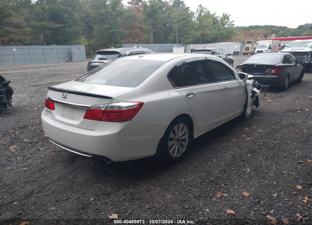 2013 HONDA ACCORD EX-L VIN: 1HGCR2F81DA135470