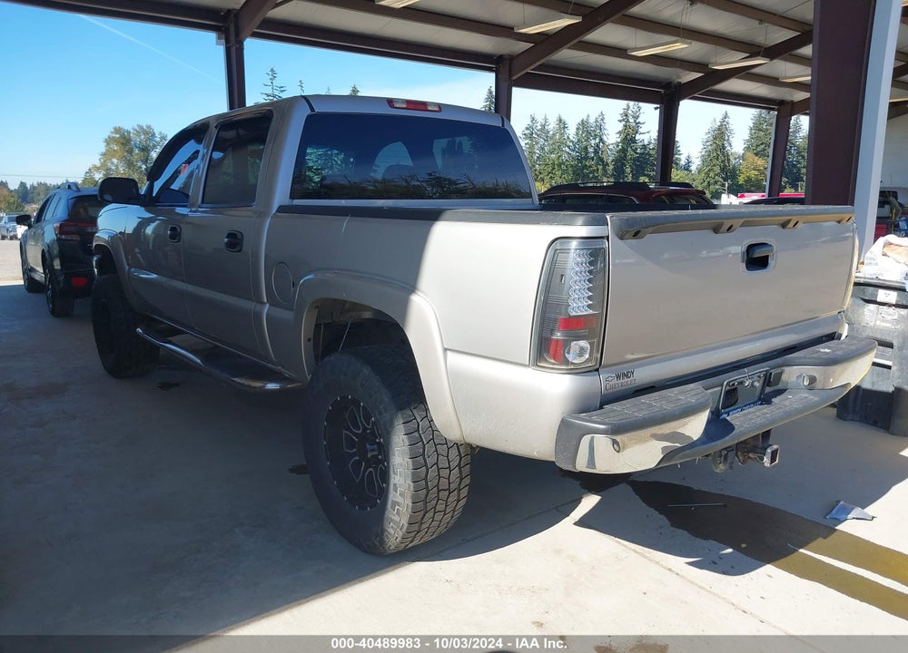 2007 CHEVROLET SILVERADO 1500 CLASSIC LT1 VIN: 2GCEK13Z071118032