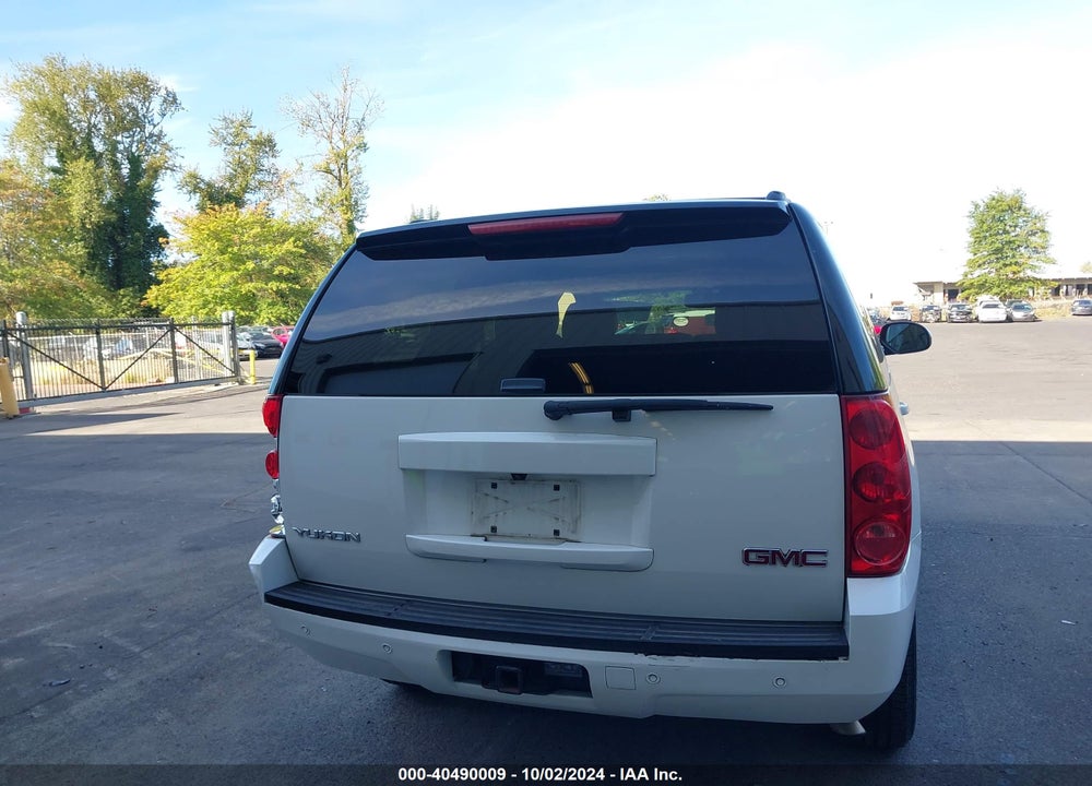 2013 GMC YUKON SLT VIN: 1GKS2CE00DR243844