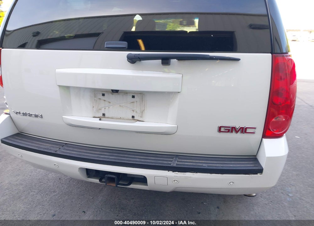 2013 GMC YUKON SLT VIN: 1GKS2CE00DR243844