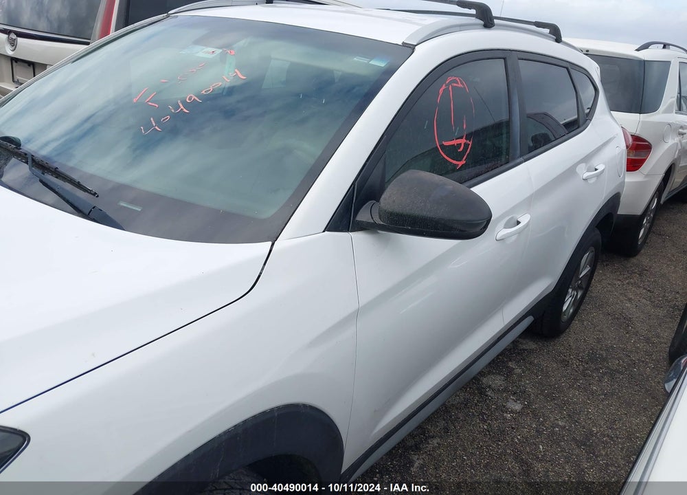 2018 HYUNDAI TUCSON SEL VIN: KM8J33A47JU665966