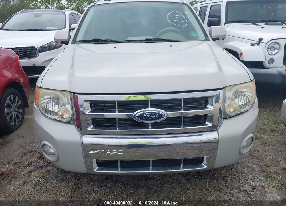 2008 FORD ESCAPE LIMITED VIN: 1FMCU04128KE77304