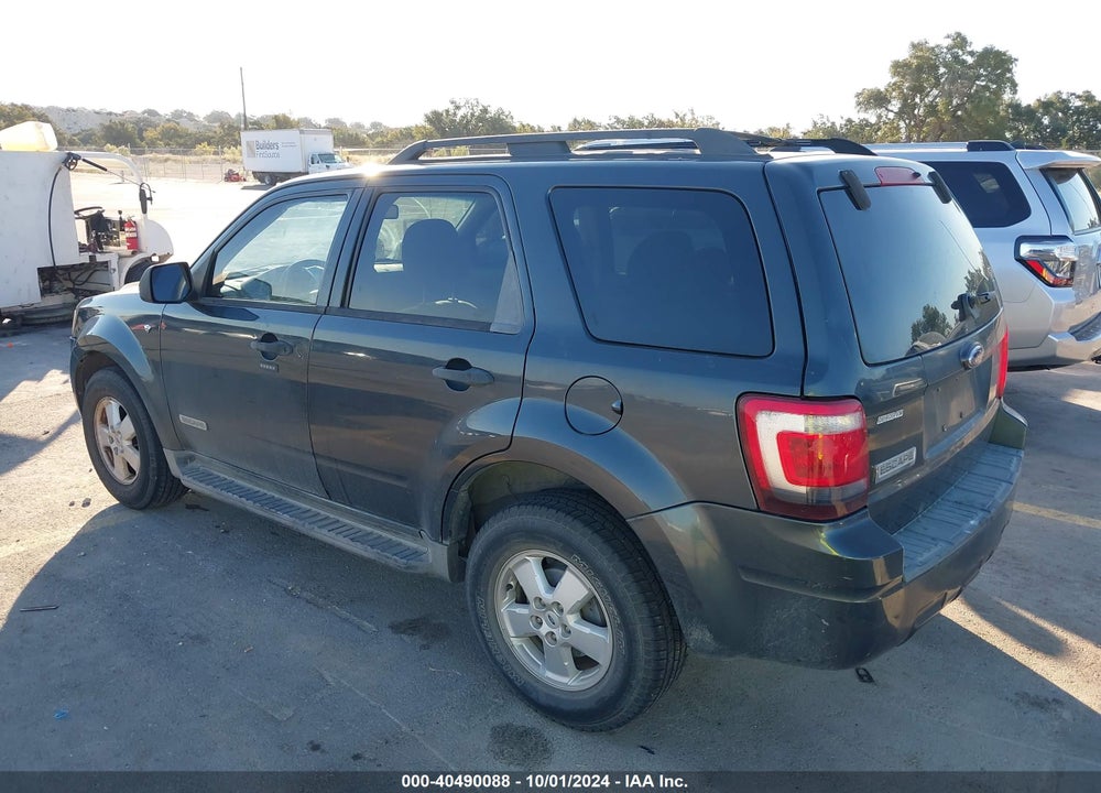 2008 FORD ESCAPE XLT VIN: 1FMCU03128KE76574