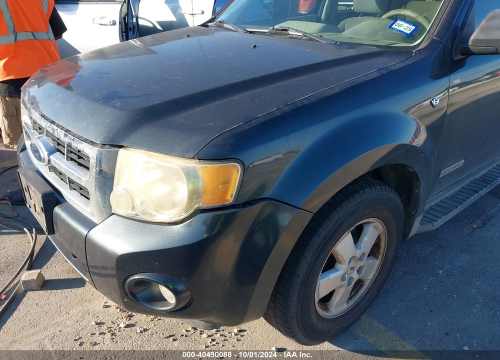 2008 FORD ESCAPE XLT VIN: 1FMCU03128KE76574