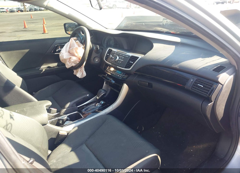 2017 HONDA ACCORD LX VIN: 1HGCR2F37HA098595