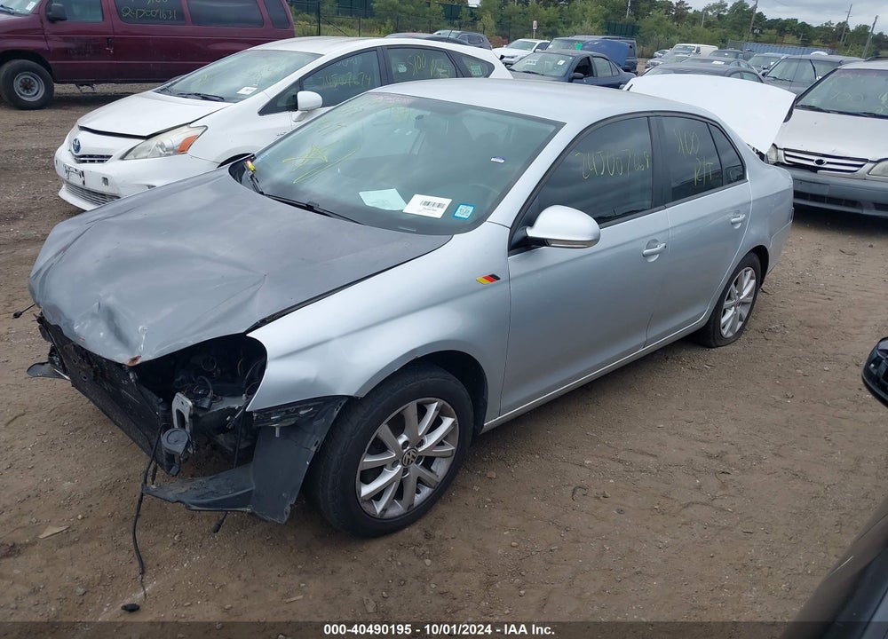 2010 VOLKSWAGEN JETTA LIMITED VIN: 3VWAZ7AJ9AM092988