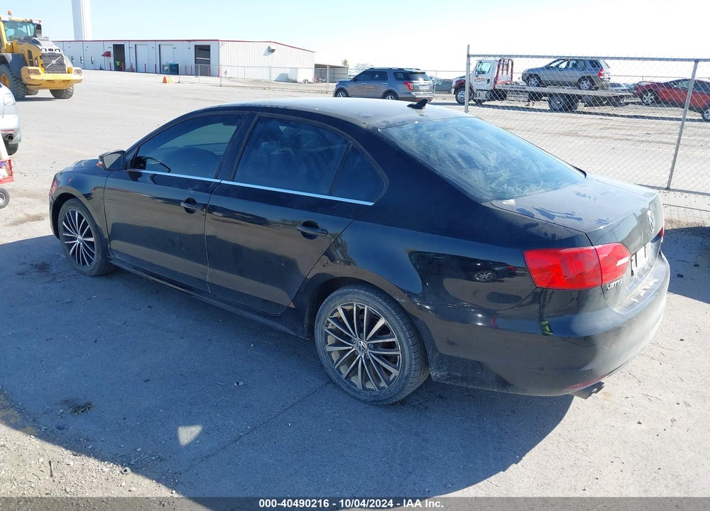 2012 VOLKSWAGEN JETTA 2.5L SEL PREMIUM VIN: 3VWLX7AJ2CM388825