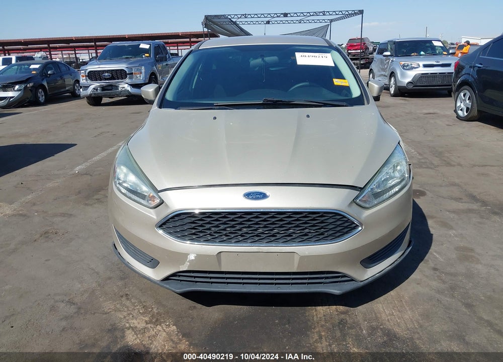 2017 FORD FOCUS SE VIN: 1FADP3K20HL211227
