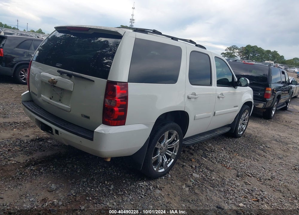 2007 CHEVROLET TAHOE LT VIN: 1GNFC13J57J109240