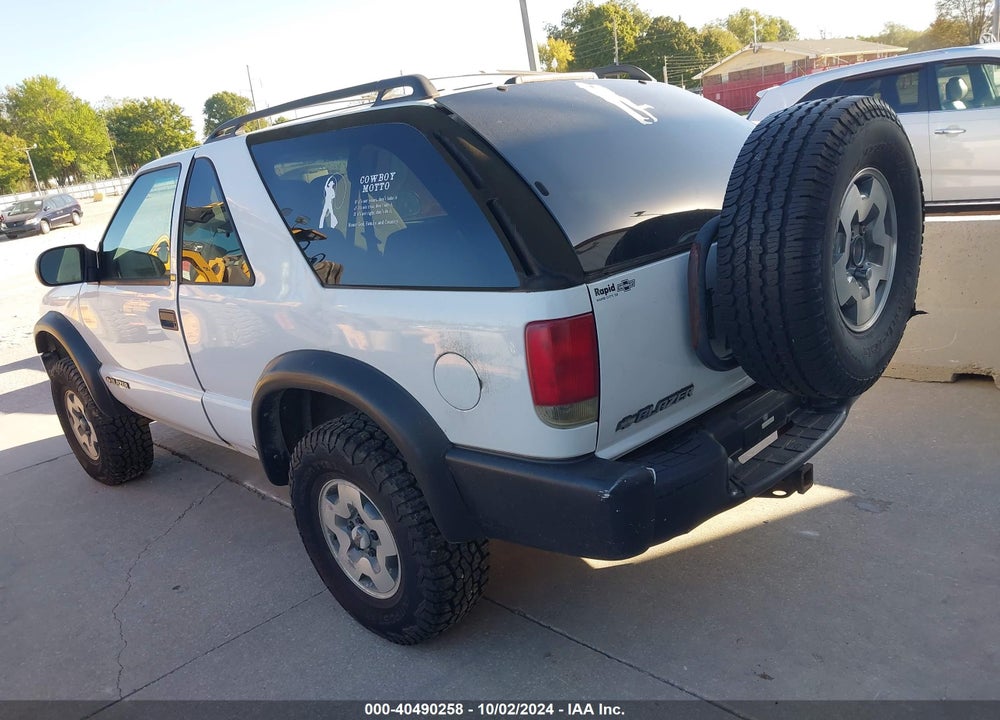 2001 CHEVROLET BLAZER LS VIN: 1GNCT18W61K186434