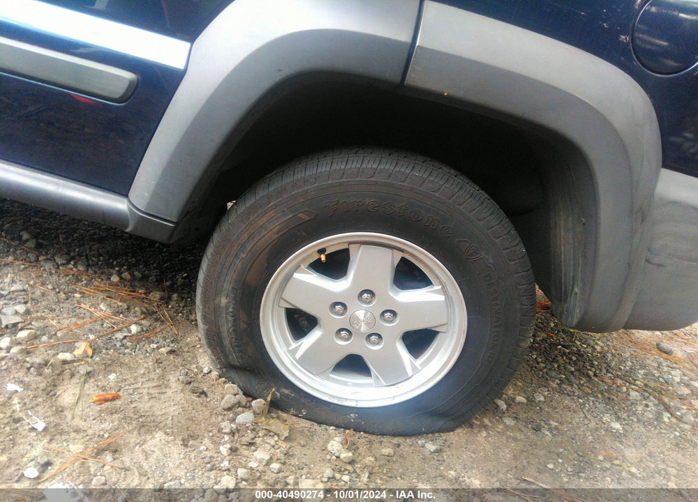 2007 JEEP LIBERTY SPORT VIN: 1J4GL48K57W544529