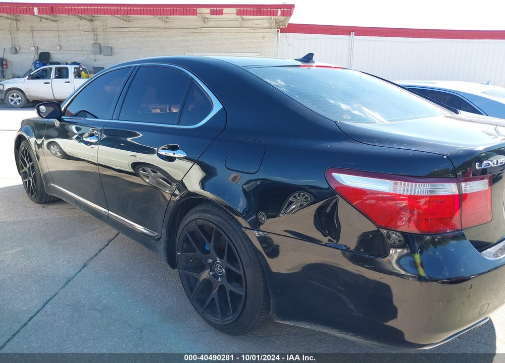 2007 LEXUS LS 460 VIN: JTHBL46F275022807
