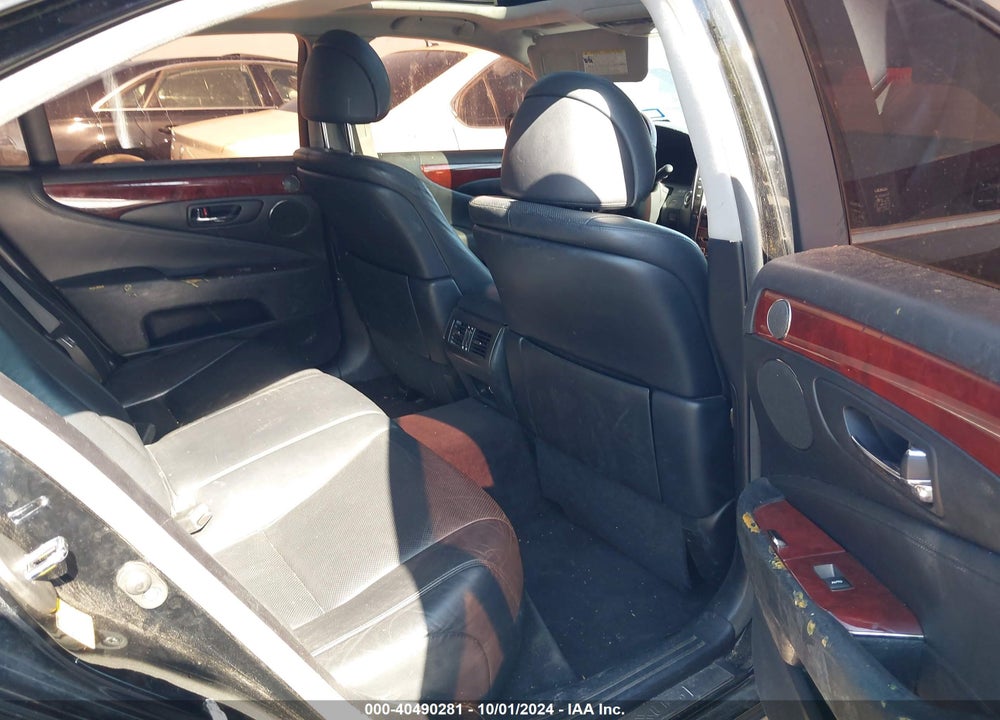 2007 LEXUS LS 460 VIN: JTHBL46F275022807
