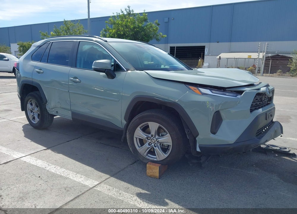 2022 TOYOTA RAV4 XLE VIN: 2T3P1RFV0NW296949