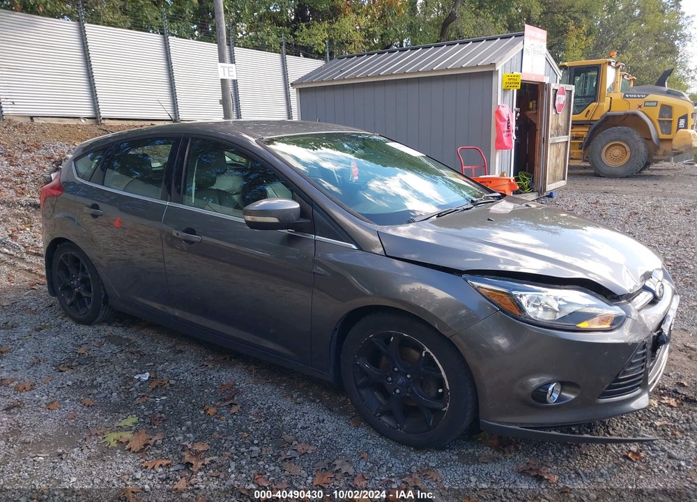2014 FORD FOCUS TITANIUM VIN: 1FADP3N25EL292748