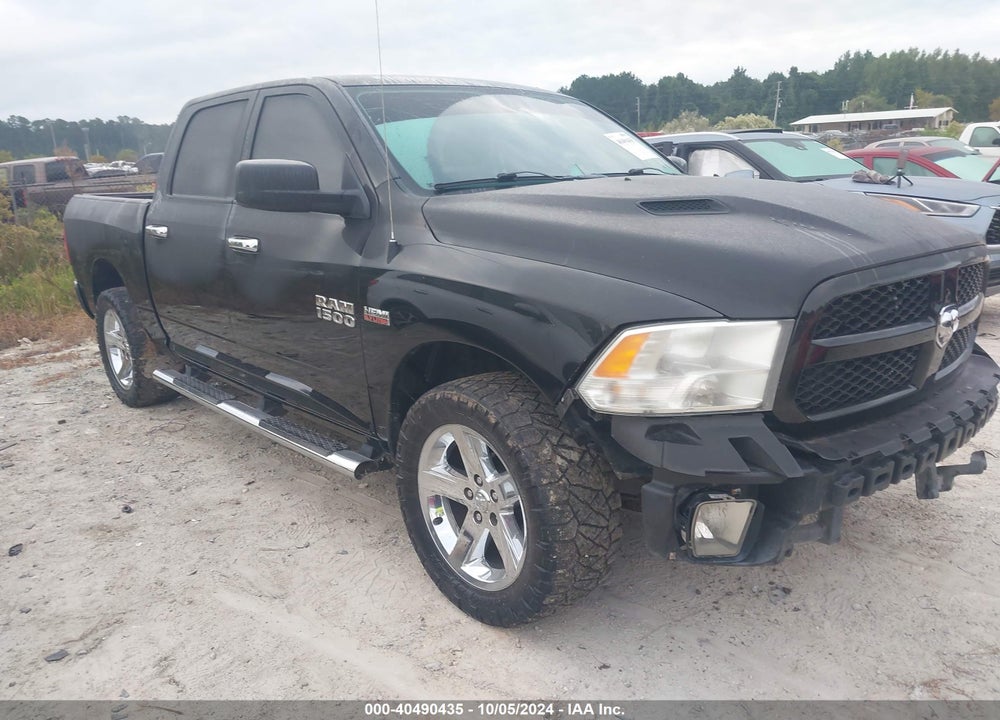 2015 RAM 1500 EXPRESS VIN: 1C6RR7KT5FS658026