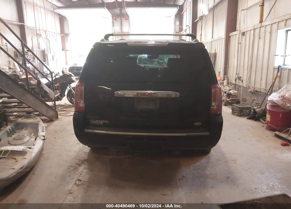 2016 GMC YUKON DENALI VIN: 1GKS2CKJ5GR333248