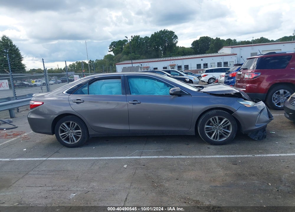 2015 TOYOTA CAMRY SE VIN: 4T1BF1FK5FU031148