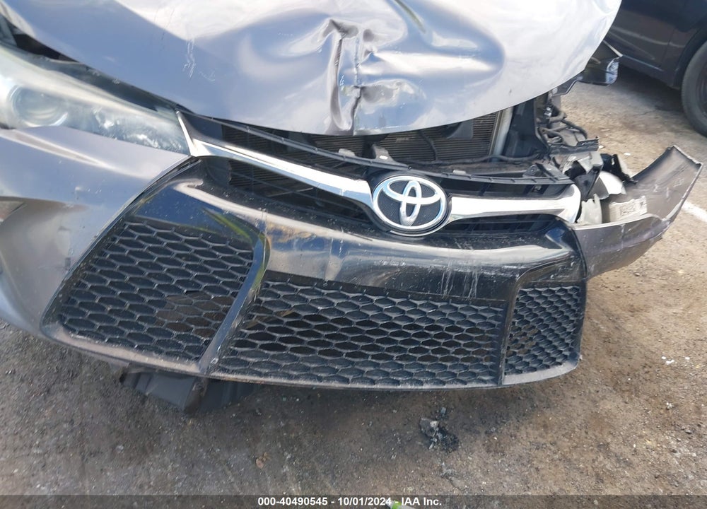 2015 TOYOTA CAMRY SE VIN: 4T1BF1FK5FU031148