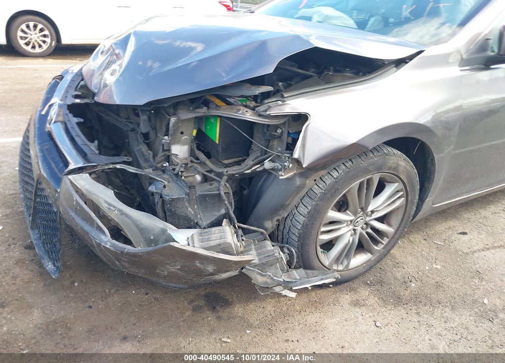 2015 TOYOTA CAMRY SE VIN: 4T1BF1FK5FU031148