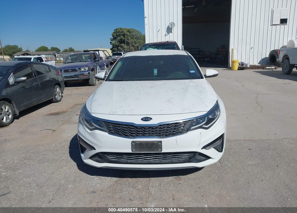 2020 KIA OPTIMA LX VIN: 5XXGT4L30LG450303