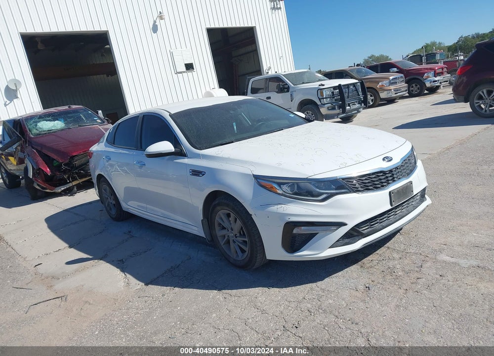 2020 KIA OPTIMA LX VIN: 5XXGT4L30LG450303