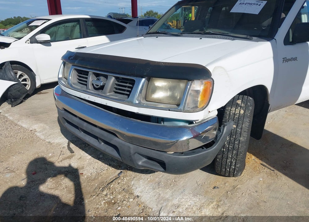 2000 NISSAN FRONTIER XE VIN: 1N6DD26S1YC408864